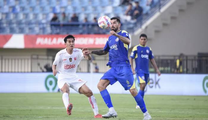 Nhận định, soi k&egrave;o Arema FC vs Oxford United, 19h30 ng&agrave;y 10/7: Ch&ecirc;nh lệch đẳng cấp
