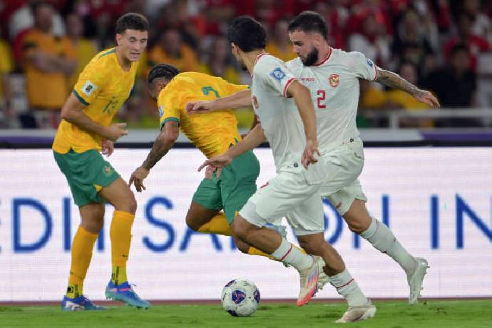 Indonesia g&acirc;y sốc khi cầm h&ograve;a Australia