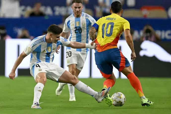 Si&ecirc;u m&aacute;y t&iacute;nh dự đo&aacute;n Colombia vs Argentina, 3h30 ng&agrave;y 11/9