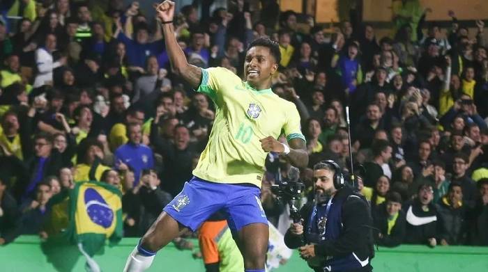 Si&ecirc;u m&aacute;y t&iacute;nh dự đo&aacute;n Paraguay vs Brazil, 07h30 ng&agrave;y 11/9