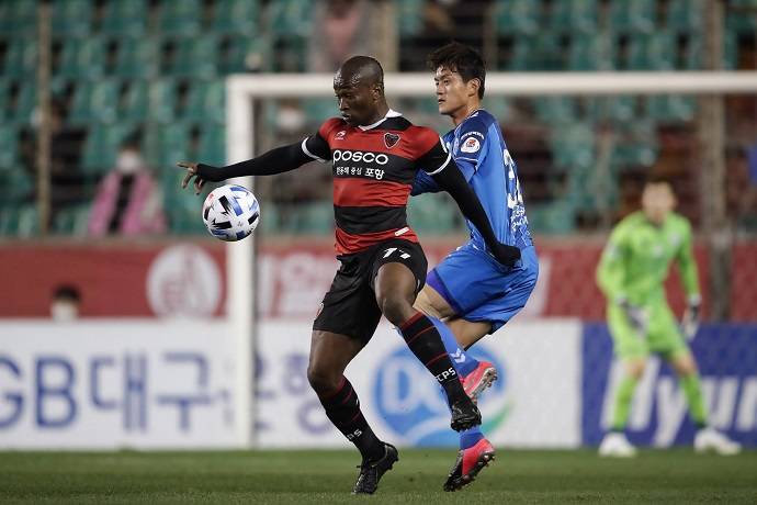 Ph&acirc;n t&iacute;ch k&egrave;o hiệp 1 Pohang Steelers vs Ulsan, 13h00 ng&agrave;y 11/10