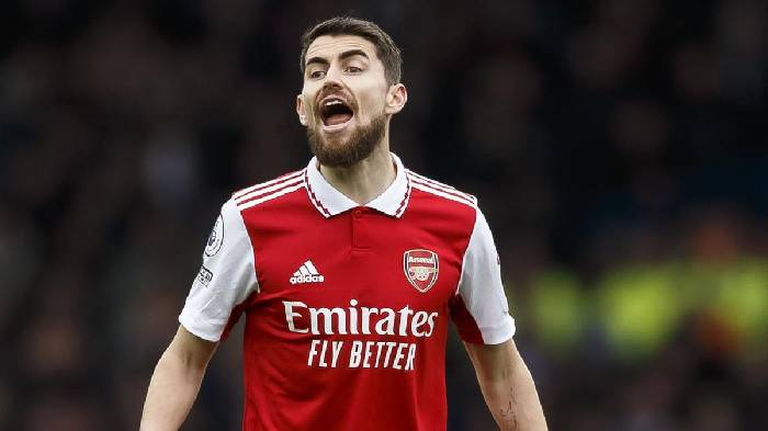 Jorginho c&acirc;n nhắc đề nghị của đại gia La Liga