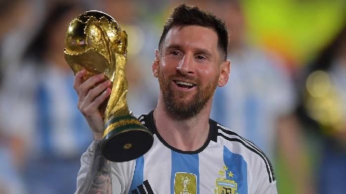 Messi đảm nhận vai tr&ograve; mới kh&ocirc;ng ai ngờ ở tuyển Argentina 