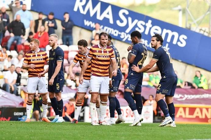 Nhận định, soi k&egrave;o Reading vs Swindon, 1h00 ng&agrave;y 11/10