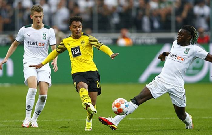 Soi k&egrave;o phạt g&oacute;c Gladbach vs Dortmund, 2h30 ng&agrave;y 12/11