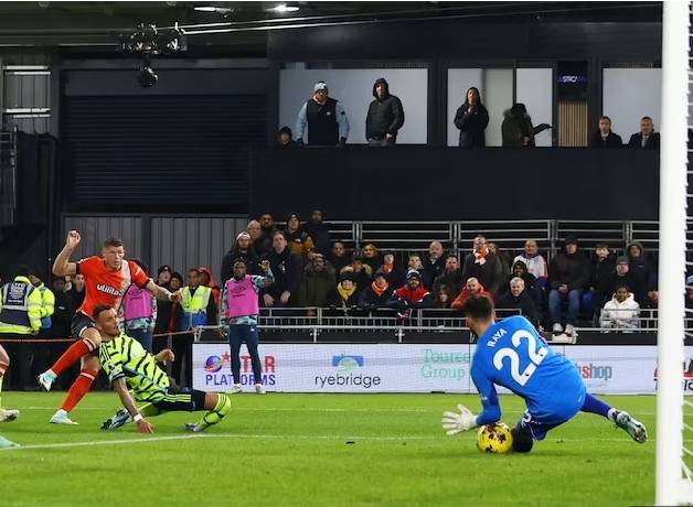 Đội h&igrave;nh ra s&acirc;n ch&iacute;nh thức Luton vs Man City, 21h ng&agrave;y 10/12