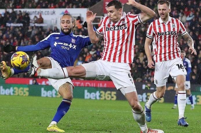 Nhận định, soi k&egrave;o Ipswich vs Stoke, 2h45 ng&agrave;y 11/12: B&aacute;m s&aacute;t top 3