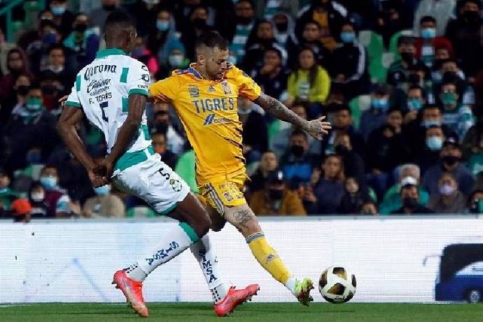 Soi k&egrave;o phạt g&oacute;c Santos Laguna vs Tigres UANL, 9h06 ngày 13/01