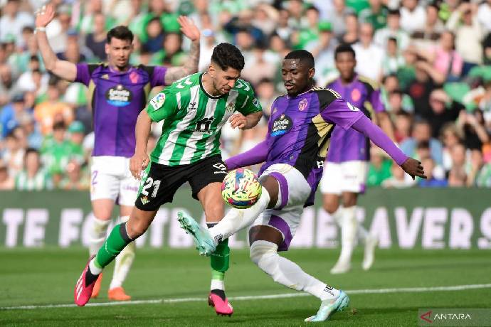 Soi k&egrave;o phạt g&oacute;c Valladolid vs Real Betis, 22h15 ng&agrave;y 11/1