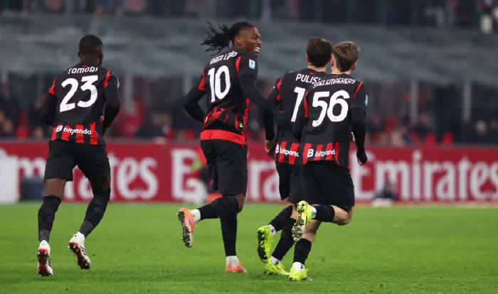 Soi k&egrave;o g&oacute;c Fiorentina vs AC Milan, 21h00 ng&agrave;y 11/01