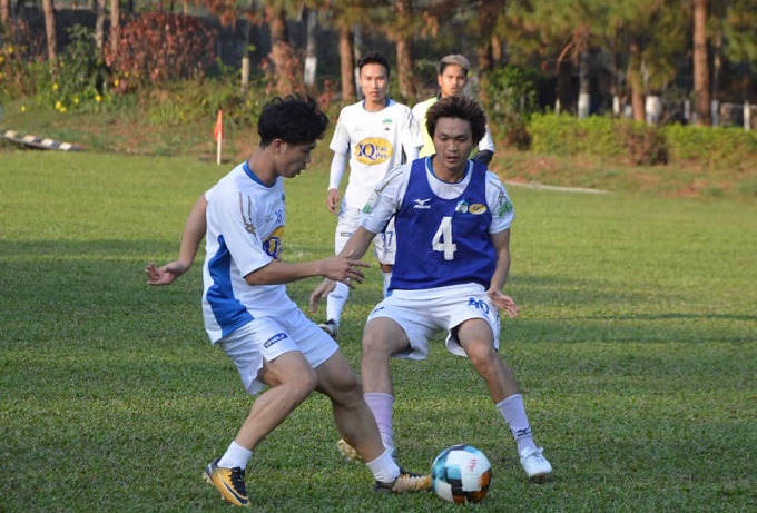 C&ocirc;ng Phượng vẫn tập cực sung c&ugrave;ng Tuấn Anh ở HAGL