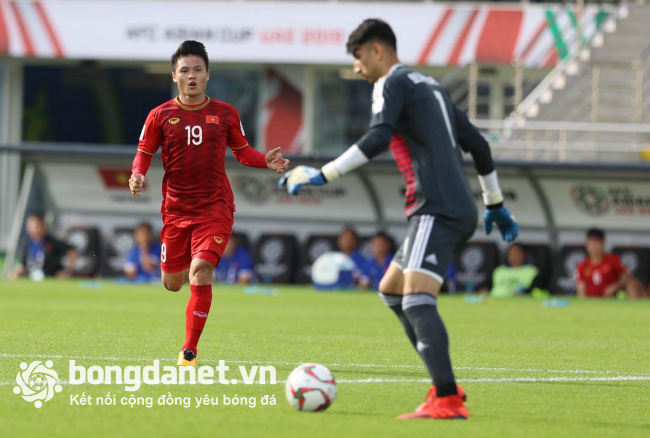 B&aacute;o H&agrave;n Quốc: C&ocirc;ng Phượng từng từ chối sang Ph&aacute;p