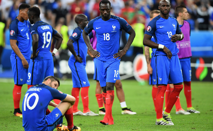 EURO 2021: Qu&aacute; khứ 36 năm, c&aacute;c nước chủ nh&agrave; kh&ocirc;ng thể l&ecirc;n ng&ocirc;i