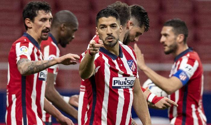 Ph&aacute; kỷ lục của Ronaldo, Suarez được Atletico Madrid thưởng gần 30 tỷ đồng