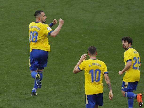 Ph&acirc;n t&iacute;ch k&egrave;o hiệp 1 Cadiz vs Celta Vigo, 20h00 ng&agrave;y 12/2