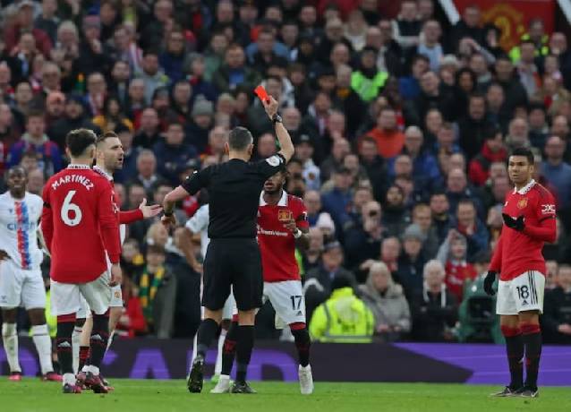 Dự đo&aacute;n, soi k&egrave;o thẻ v&agrave;ng Leeds vs MU mới nhất, 21h ng&agrave;y 12/2