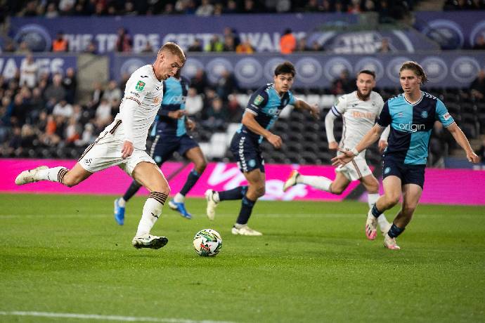 Nhận định, soi k&egrave;o Swansea vs Sheffield Wed, 02h45 ng&agrave;y 13/2: Thi&ecirc;n nga đen cất c&aacute;nh