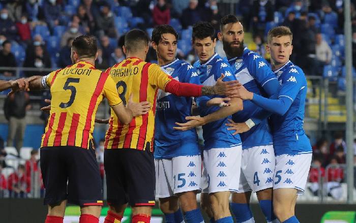 K&egrave;o xi&ecirc;n thơm nhất h&ocirc;m nay 12/3: Lecce vs Brescia