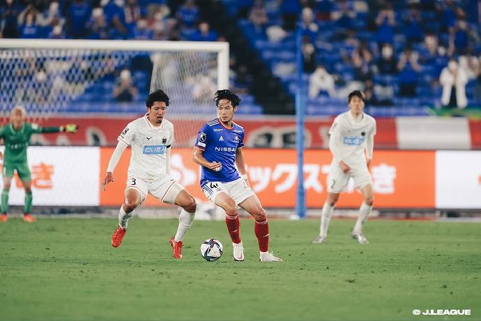 Nhận định, soi k&egrave;o Consadole Sapporo vs Yokohama F Marinos, 13h ng&agrave;y 12/3