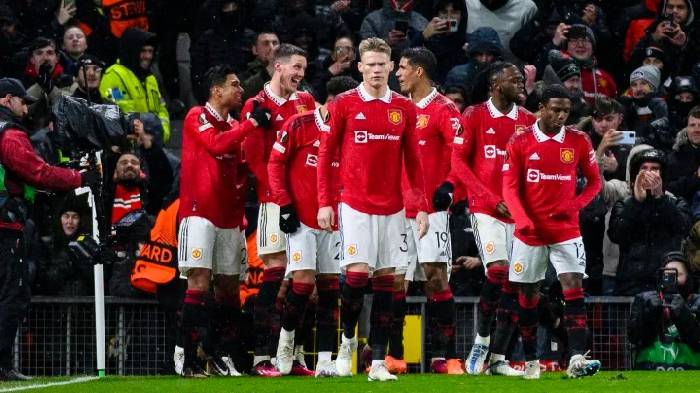 Scholes: 'M.U cần cho 2 người đ&oacute; nghỉ nếu kh&ocirc;ng muốn gặp tai họa'