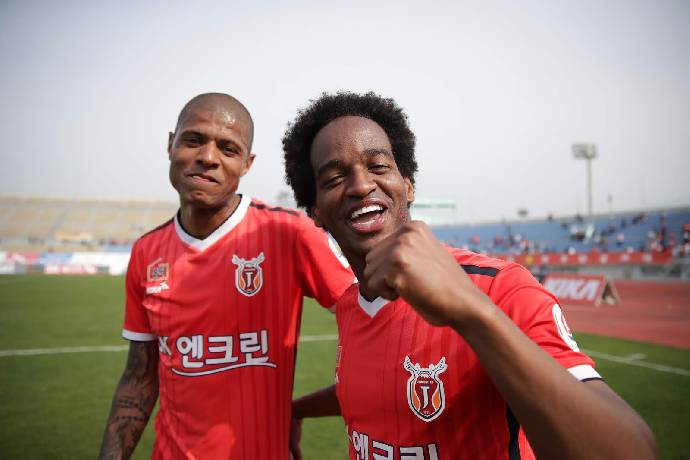 Nhận định Jeju United vs Suwon Bluewings, 12h00 ng&agrave;y 11/4