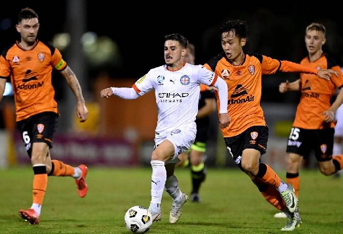 Soi k&egrave;o phạt g&oacute;c Melbourne Victory vs Brisbane Roar, 16h05 ng&agrave;y 12/4