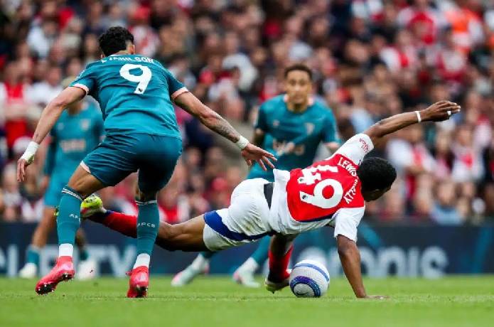 Soi k&egrave;o g&oacute;c Arsenal vs Bournemouth, 18h30 ng&agrave;y 11/04