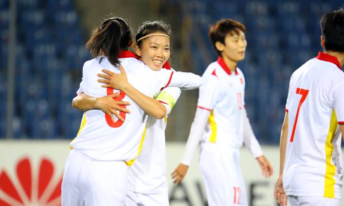 HLV Park Vuthy nhận định nữ Việt Nam vs nữ Philippines, 19h ng&agrave;y 11/5