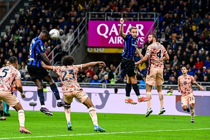 Soi k&egrave;o phạt g&oacute;c Torino vs Inter Milan, 23h00 ng&agrave;y 11/5