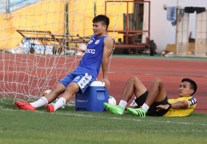 Quang Hải, Duy Mạnh vắng mặt ở trận gặp S&agrave;i G&ograve;n