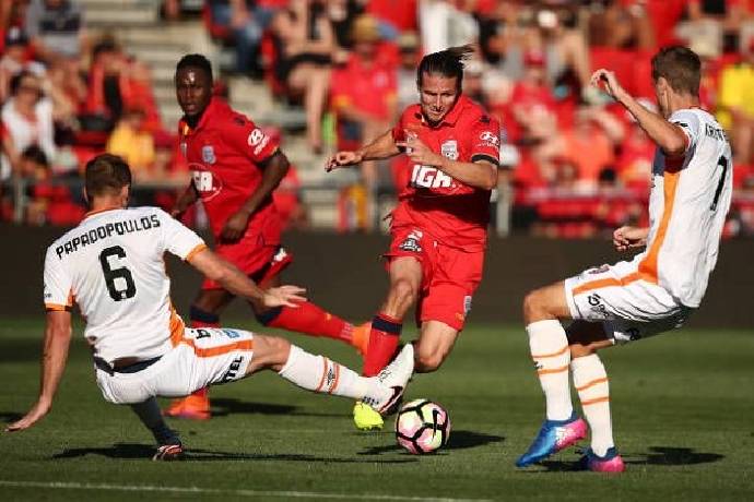 Dự đo&aacute;n, soi k&egrave;o thẻ v&agrave;ng Brisbane Roar vs Adelaide United, 12h05 ng&agrave;y 13/6