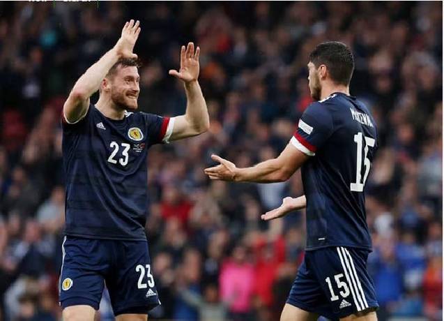 Đội h&igrave;nh ra s&acirc;n ch&iacute;nh thức CH Ireland vs Scotland, 23h ng&agrave;y 11/6