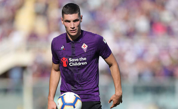 Gặp kh&oacute; vụ Harry Maguire, MU chuyển hướng sang &lsquo;người khổng lồ&rsquo; Serie A