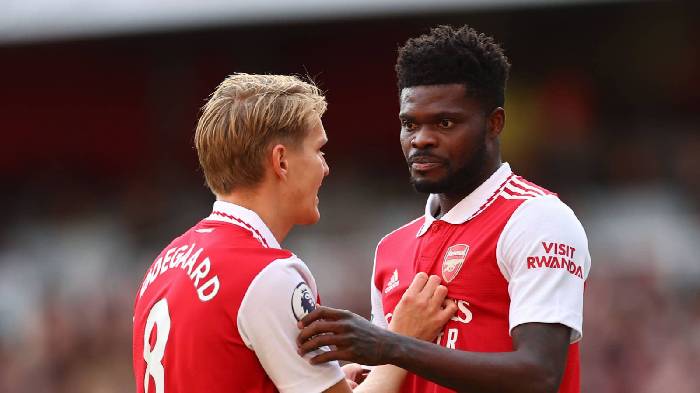 'Nếu Arsenal đ&atilde; kh&ocirc;ng cần anh ta nữa, đ&oacute; sẽ l&agrave; cơ hội lớn cho M.U'