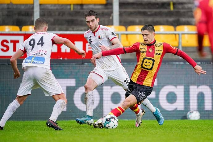 Nhận định, soi k&egrave;o Molenbeek vs Mechelen, 21h ng&agrave;y 12/8