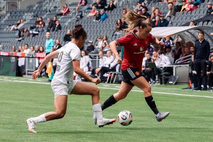 Soi k&egrave;o g&oacute;c Nữ Brann vs Nữ MU, 00h00 ng&agrave;y 12/9