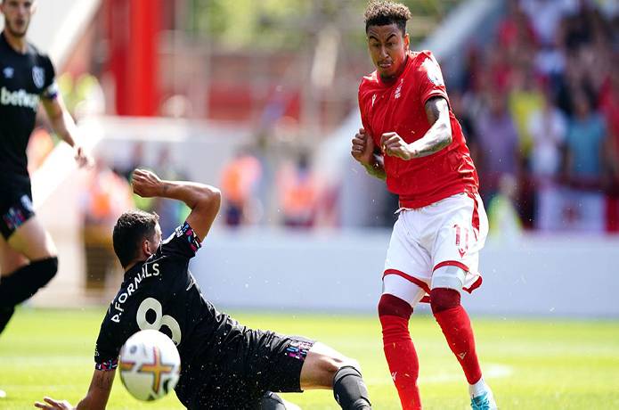 Ph&acirc;n t&iacute;ch k&egrave;o hiệp 1 Nottingham vs Crystal Palace, 22h ng&agrave;y 12/11