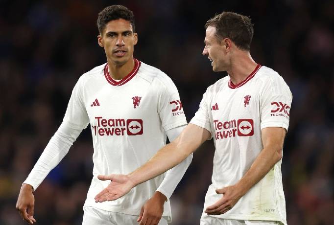 Toang: MU mất th&ecirc;m ng&ocirc;i sao v&igrave; chấn thương