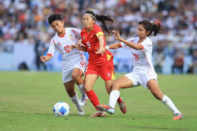 Đội tuyển nữ Việt Nam lấy ng&ocirc;i đầu, loại Myanmar khỏi SEA Games 33