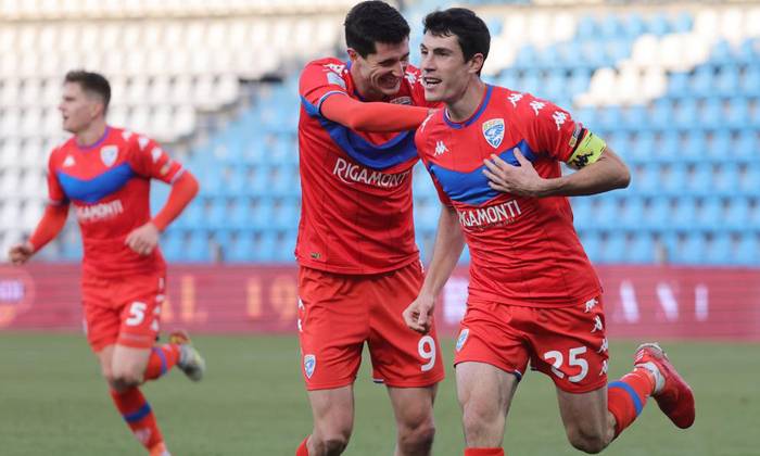 Soi k&egrave;o b&oacute;ng đ&aacute; Serie B h&ocirc;m nay 15/1: Reggina vs Brescia