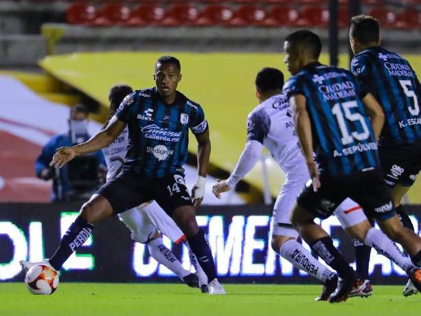 Soi k&egrave;o phạt g&oacute;c Queretaro vs UNAM Pumas, 8h ng&agrave;y 15/1