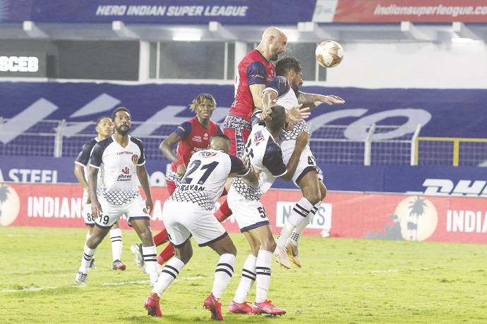 Soi k&egrave;o phạt g&oacute;c East Bengal vs Jamshedpur, 21h00 ng&agrave;y 13/1