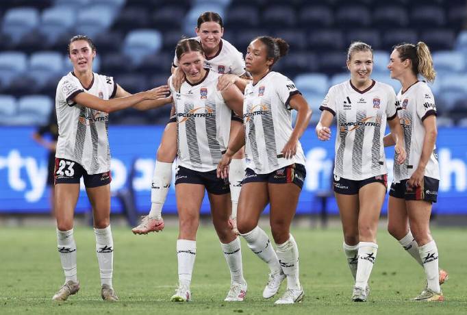 Nhận định, soi k&egrave;o Nữ Sydney vs Nữ Newcastle Jets, 15h00 ng&agrave;y 13/1: Những người khốn khổ