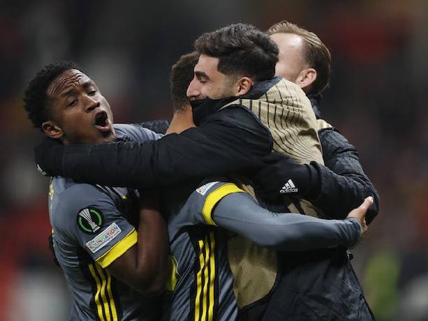 Nhận định, soi k&egrave;o Waalwijk vs Feyenoord, 20h30 ng&agrave;y 13/2