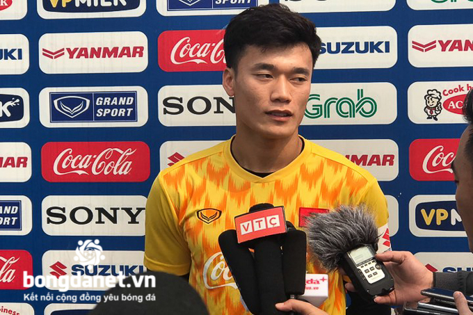 Thủ m&ocirc;n Tiến Dũng phớt lờ Th&aacute;i Lan, hy vọng trở lại khung gỗ