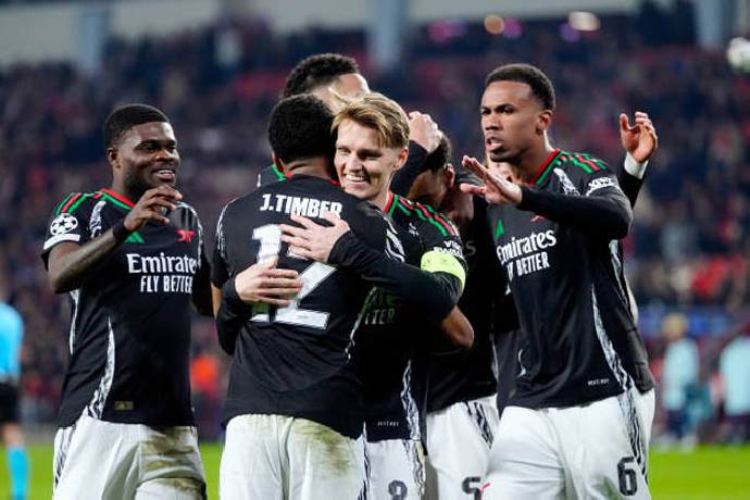 Si&ecirc;u m&aacute;y t&iacute;nh dự đo&aacute;n Arsenal vs PSV, 03h00 ng&agrave;y 13/3