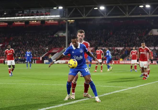 Soi k&egrave;o g&oacute;c Nottingham vs Everton, 21h00 ng&agrave;y 12/4