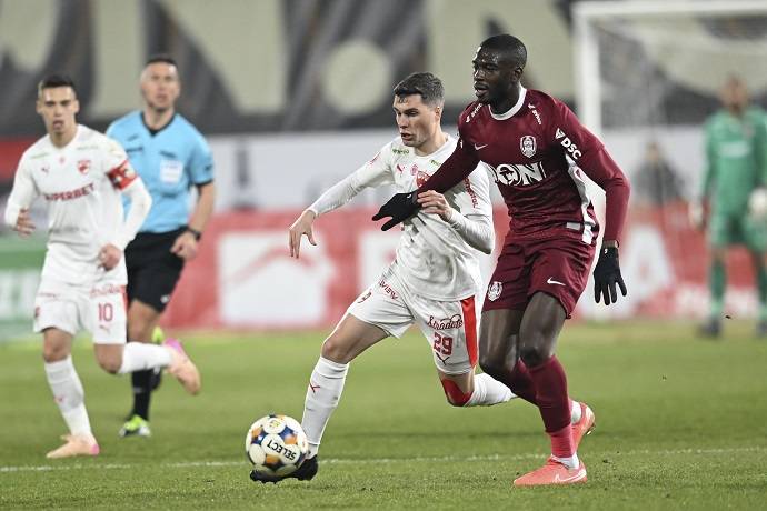 Nhận định, soi k&egrave;o CFR Cluj vs Dinamo Bucuresti, 1h00 ng&agrave;y 13/4: Ưu thế s&acirc;n nh&agrave;