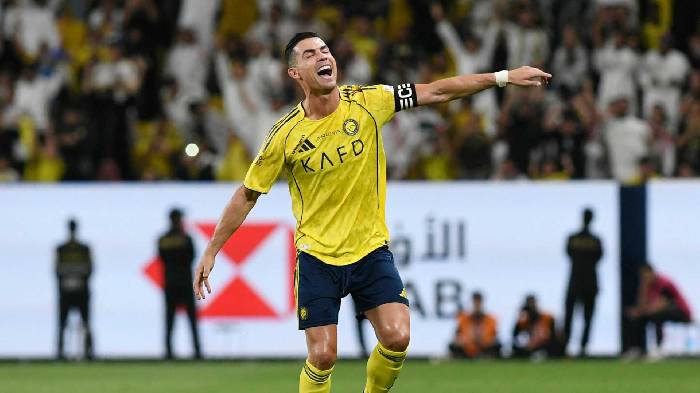 Ronaldo ghi b&agrave;n, Al Nassr lập kỷ lục thắng d&agrave;i nhất lịch sử