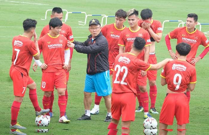 Thầy Park đảo ngược c&aacute;ch sử dụng C&ocirc;ng Phượng, Văn To&agrave;n của HAGL